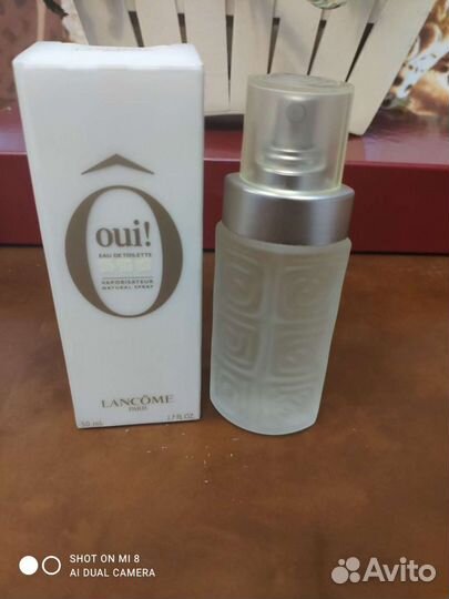 Courreges, Fidji, Oui