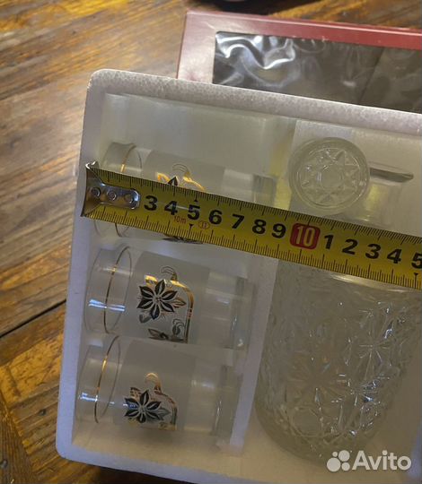 Графин с рюмками