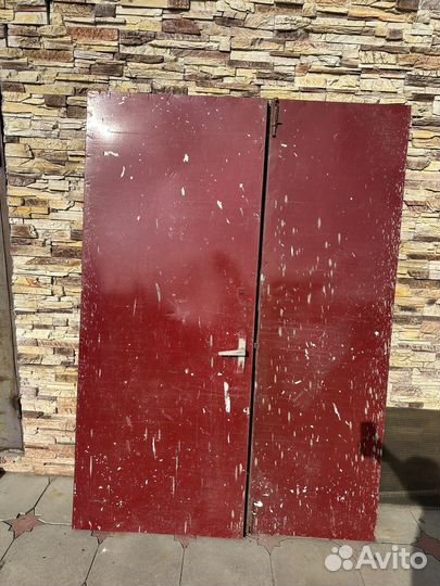 Дверь входная металлическая