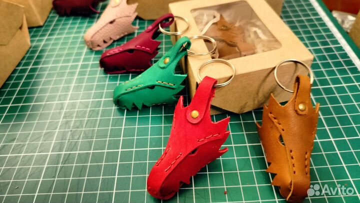 Брелки драконов на новый год