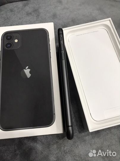 iPhone 11, 64 ГБ