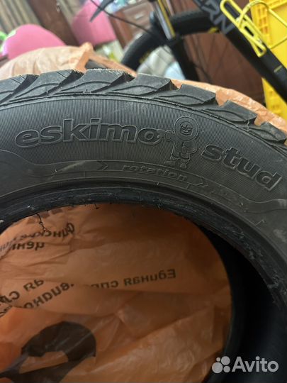 Sava Eskimo Stud 205/60 R16