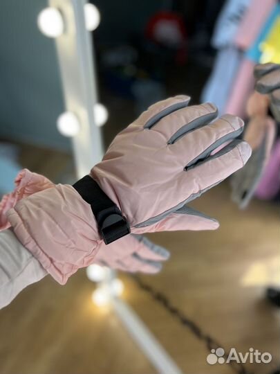 Перчатки зимние на мембране пудровые
