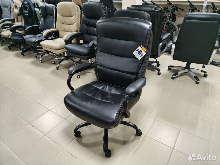 Новое офисное кресло Brabix, нагрузка до 200 кг