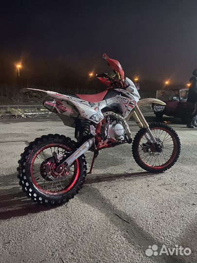 Питбайк Motoland crf 125E