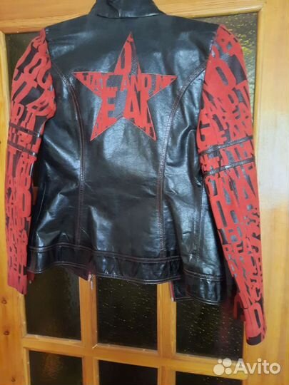 Куртка кожаная женская(42-44 размер) натуральная
