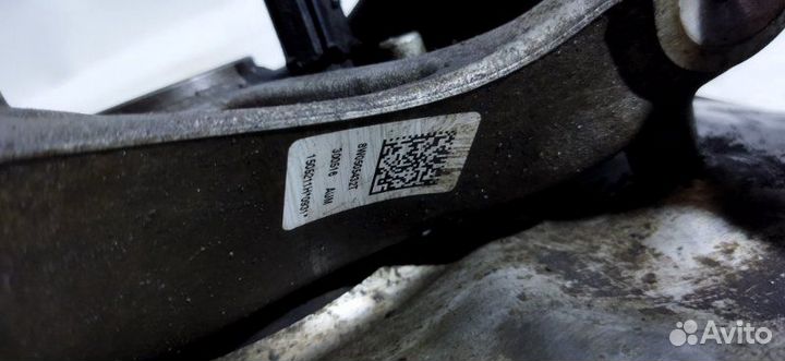 Кулак подвески задний правый Audi А4 В9 cvna 2017