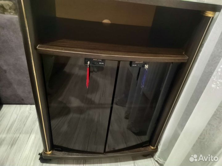 Тумба под телевизор