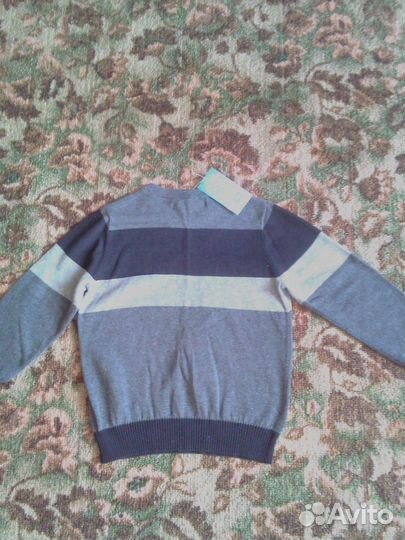 Полувер новый122-128