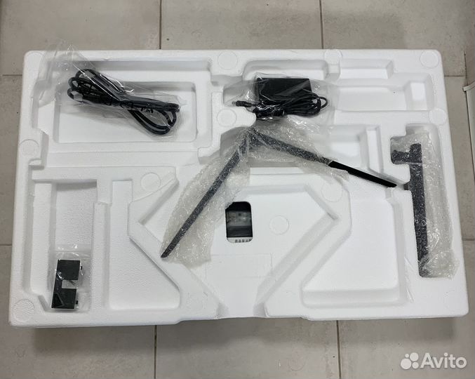 Новый игровой монитор 24