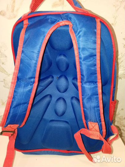Школьный рюкзак