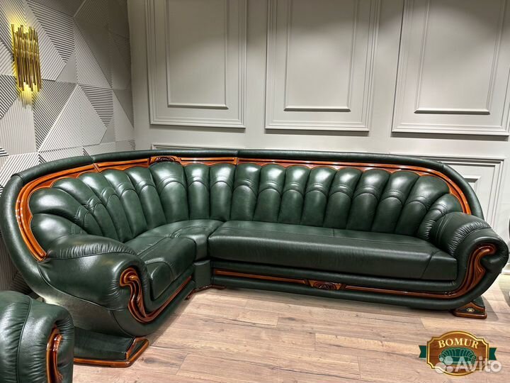 Угловой диван из натуральной кожи 