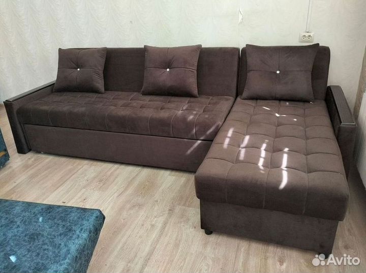 Угловые диваны в наличии не б/у