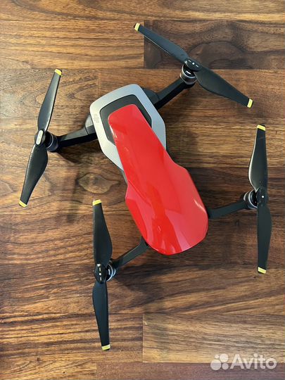 Дрон DJI Mavic Air