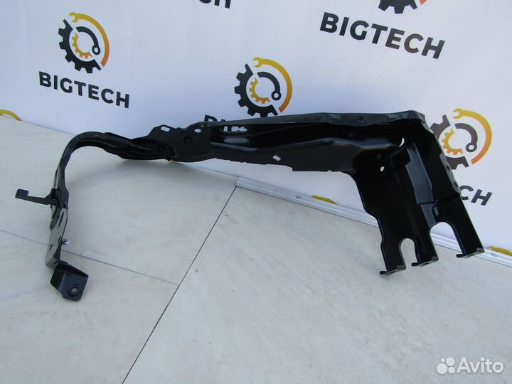 Рамка фары Mercedes W221 A2216200291