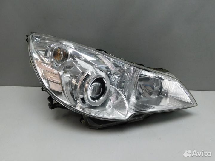 Фара правая Subaru Outback