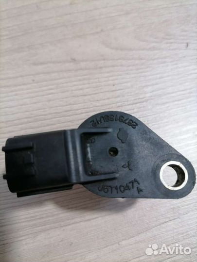 Датчик распредвала Nissan Maxima A32