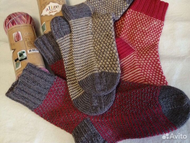 Носочки женские, вязан. методом Хеликс