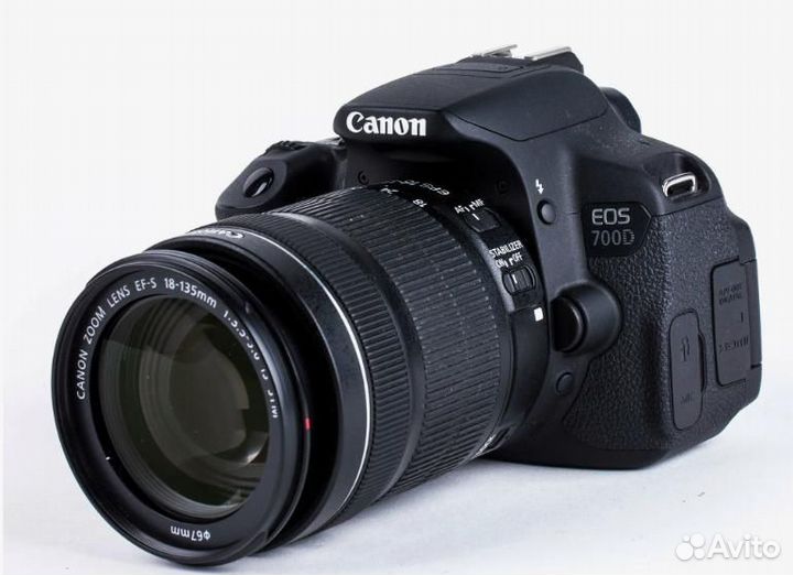 Фотоаппарат Canon 700d новый
