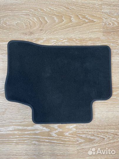 Коврики для машины mercedes
