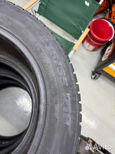 Pirelli Formula Ice 235/55 R18