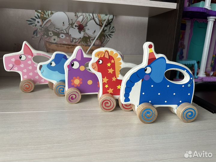 Игрушки из мультика деревяшки