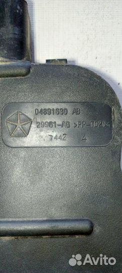 Воздухозаборник Dodge Caliber SUV 2.0 ECN 2006