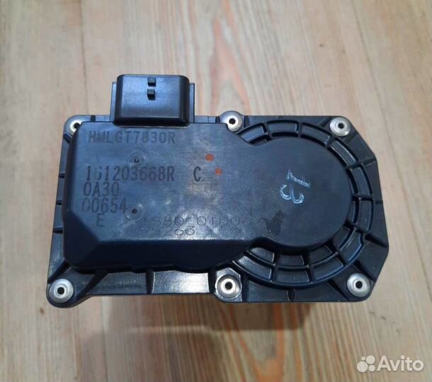 Дроссельная заслонка Дроссель Renault duster 2