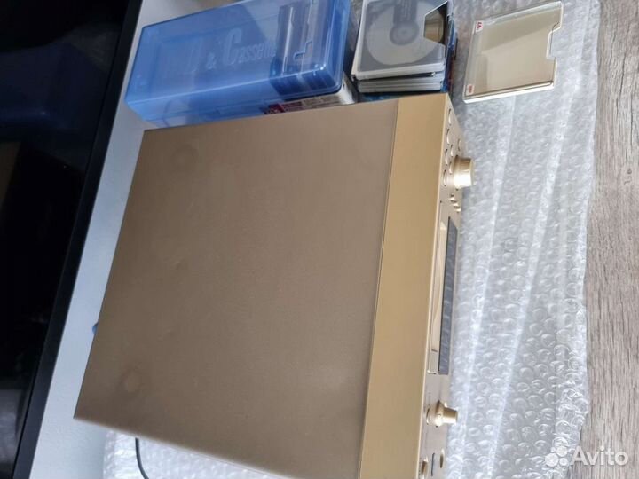 Denon DMD-F06 minidisc recorder