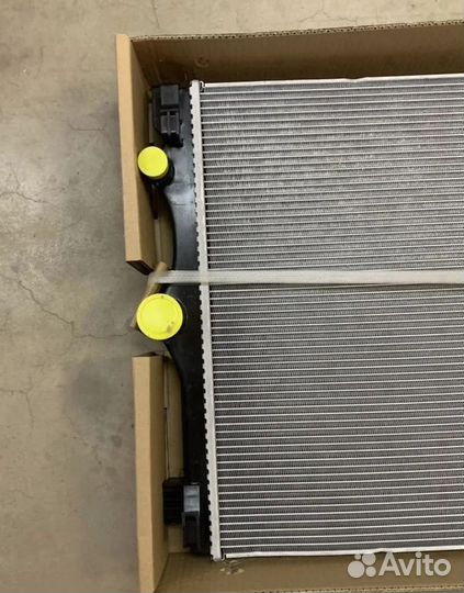 Радиатор охлаждения Мерседес W247 CLA