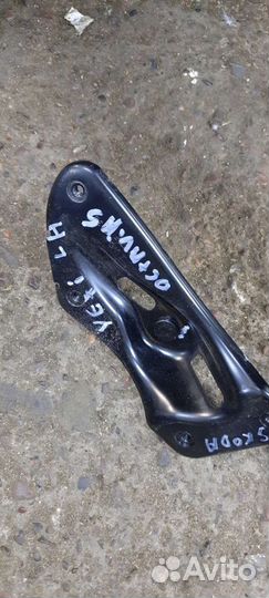 Skoda octavia a5 yeti кронштейн