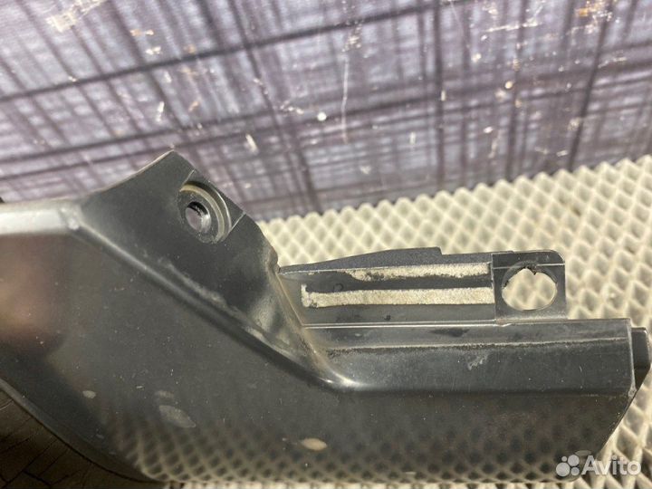 Накладка на порог правая Audi Allroad C5 BES 2003