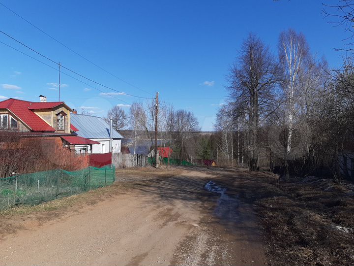 Дом 50 м² на участке 6 сот.