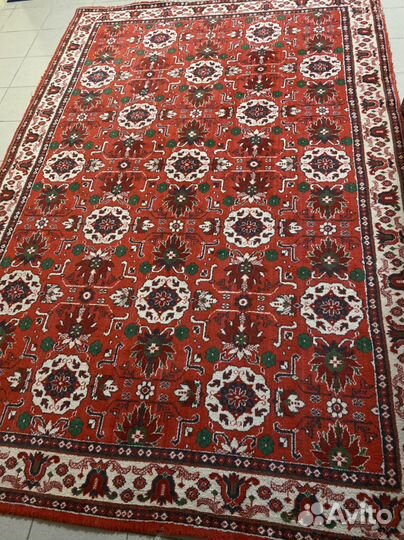 Ковер шерстяной