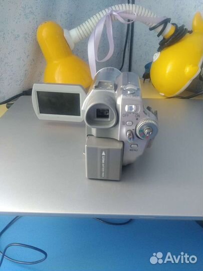 Видеокамера panasonic vdr-d300
