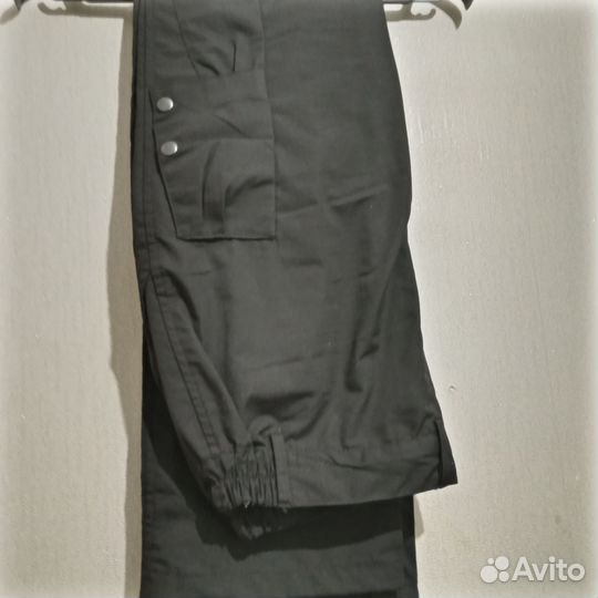 Черная форма охранника