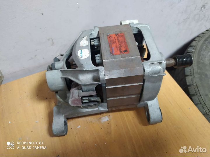 Двигатель на стиральную машину