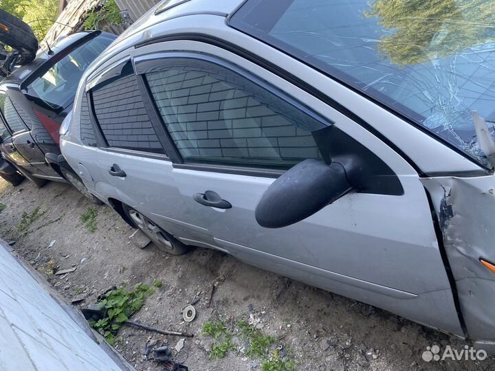 Двери на ford focus 1