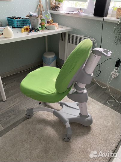 Комплект растущей школьной мебели