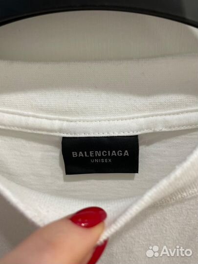 Футболка Balenciaga Paris