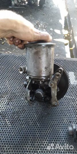 Насос гур Mercedes-Benz E-Class W124 OM601