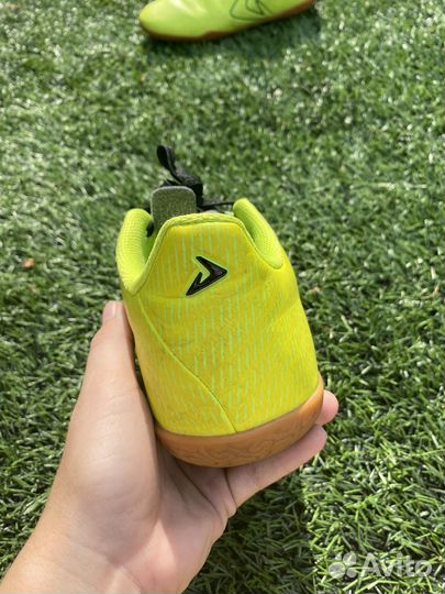 Бутсы demix 24,5 очень удобные