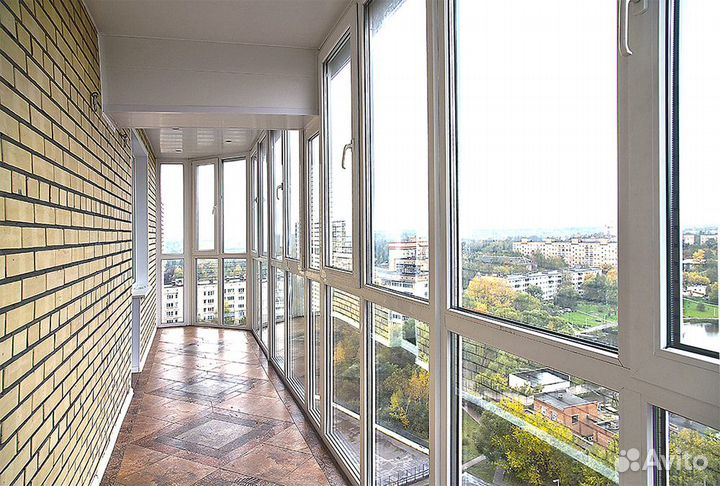 Французское остекление балконов и лоджий