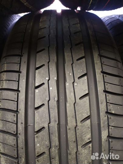 Yokohama BluEarth-ES ES32 225/45 R17