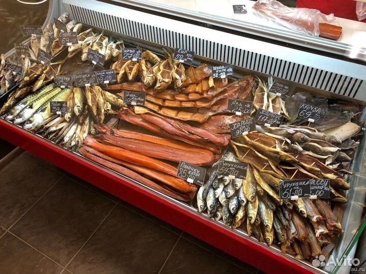 Рыбный магазин с постоянным потоком клиентов