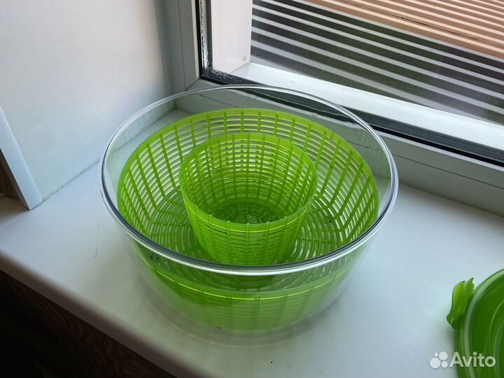 Универсальная овощечистка