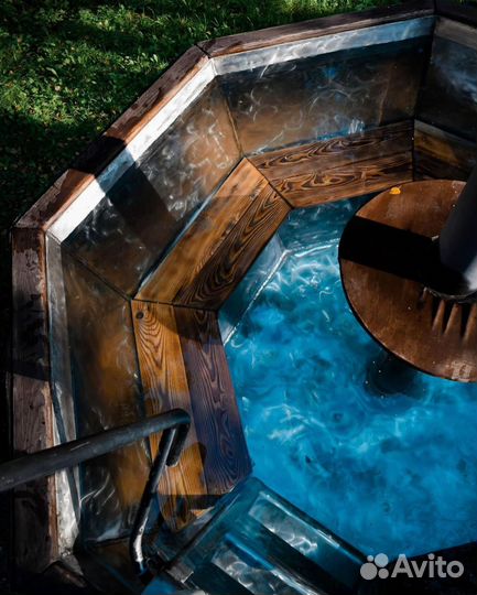 Русская баня на дровах с горячим банным чаном