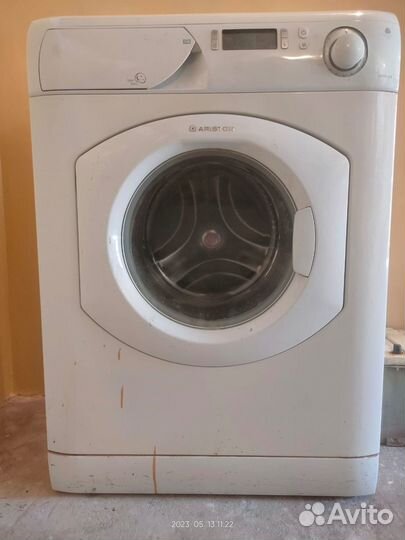 Продам стиральную машинку на запчасти