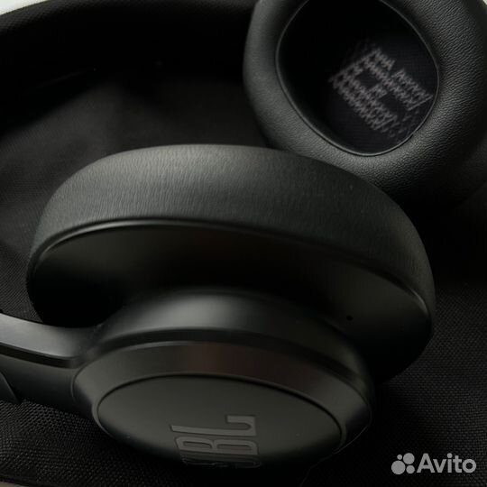 Наушники JBL live660NC
