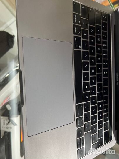 Apple Macbook Pro 13 Touch Bar 2019 i5